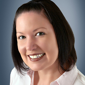 Photo of Tara Thom Burnett.